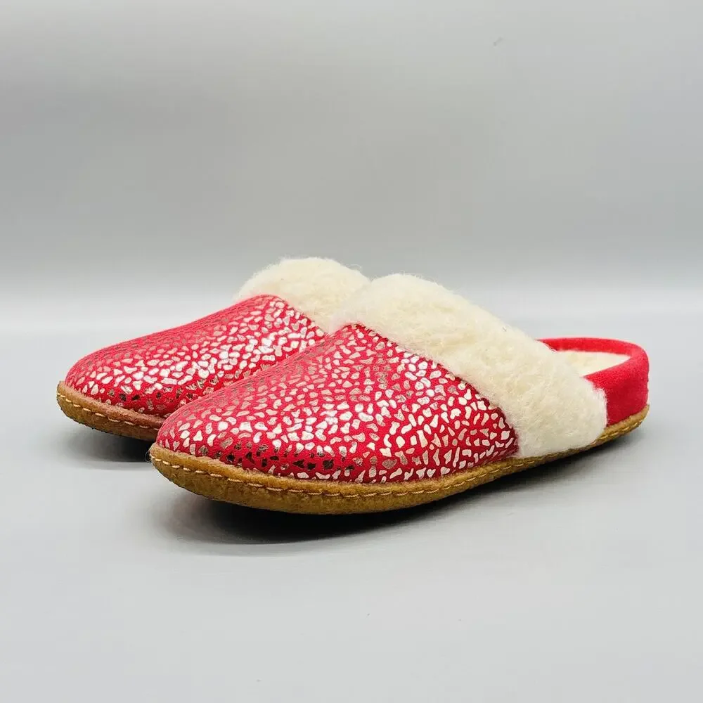 Sorel Shoes Kids Girls 3 Pink Faux Fur Lined Slip On Clog Cozy House Slippers
